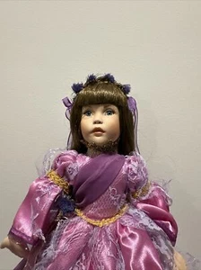 Paradise Galleries Engel der Freude 14"" Porzellanpuppe - Bild 1 von 4