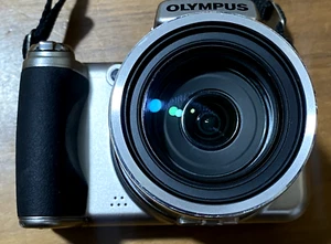 Olympus Digital Camera Vintage 14MP, SP-800UZ - Picture 1 of 13