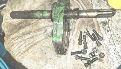 John Deere A & B PTO Hydraulic Pump w/ Gears & Shaft A817R With  Mounting Bolts  - Image 1 of 4