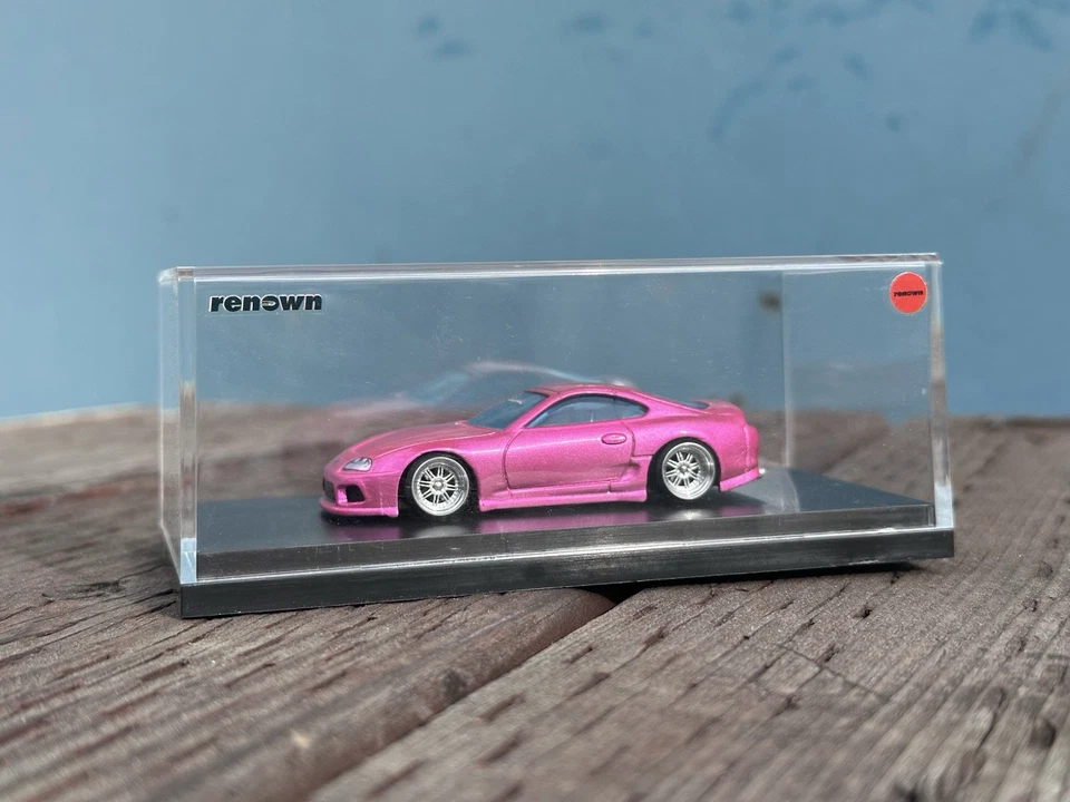 Abrigo transparente automotriz Hotwheels Toyota Supra rosa intenso hecho a medida Foto 1 de 4