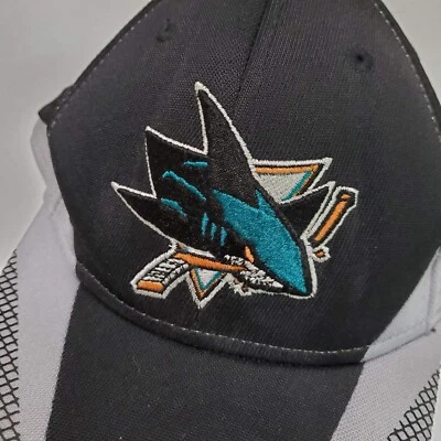Gorra San Jose Sharks Hombre S/M Negra Reebok Center Ice Collection NHL Foto 1 de 4