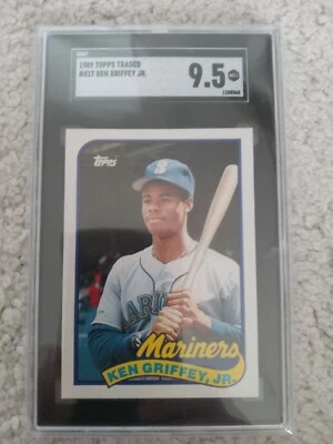1989 Topps Traded Ken Griffey Jr. Новичок SGC 9,5!! HOF!! - Изображение 1 из 2