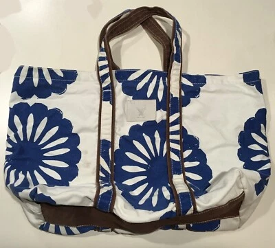 "Bolso de mano American Eagle Outfitters de lona con estampado de flores en marrón/crema/azul 15x14x6""" Foto 1 de 4