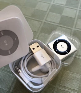 Apple iPod Shuffle 2 GB Plateado 4ta Generación *SOLO PIEZAS* *LEER POR FAVOR* - Imagen 1 de 4