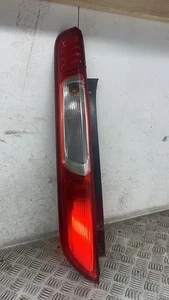 FORD FOCUS SPORT 2004-2012 LUZ TRASERA (LADO PASAJERO) - Imagen 1 de 6