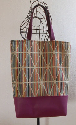 Shopper, Einkaufstasche "Rauten/Lila", Boden Kunstleder, selbst genähtes UNIKAT - Bild 1 von 3