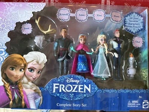 FROZEN DISNEY PRINCESS KOMPLETTE GESCHICHTE KLEINES PUPPENSPIELSET - Bild 1 von 2