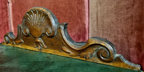Pediment with scroll leaves shell French antiques architectural salvage 22.8 in Cover