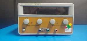 Unicorn UP-3010S : Linear Regulated DC Power Supply 0~30V 0~10A 300W (1) - Picture 1 of 4