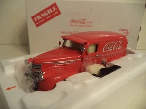 NIB Danbury Mint 1941 Coca Cola Red Delivery Truck Diecast 1/24 Model Soda - Picture 1 of 6