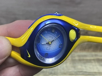 Аналоговые часы Nike Triax Swift Boca Juniors футбольный клуб WR0078 трудно найти - Изображение 1 из 4