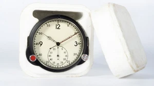 RAR! Sowjetische 123-ChS Flugzeug/Raumschiff Cockpituhr - weißes Zifferblatt, mit Box - Bild 1 von 8