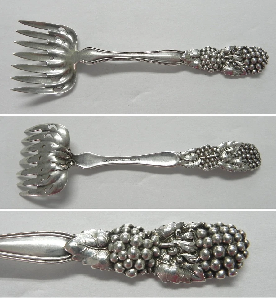 Антикварная вилка Tiffany BLACKBERRY 1875 из чистого серебра с 5-дюймовыми пирсинговыми лошадьми D'Oeuvre - Изображение 1 из 1