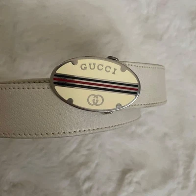 Raro Cinturón GUCCI De Colección Marfil Off White Rojo Azul Rayas Brazalete Hebilla Cuero Foto 1 de 4