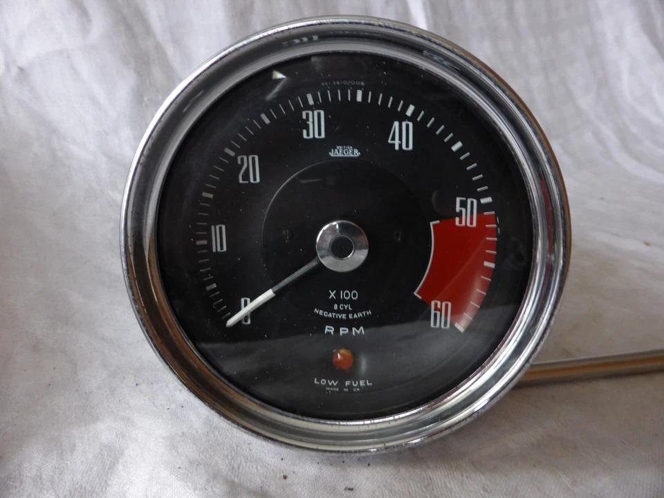 Drehzahlmesser für 8-Zyl.  - 60er/70er, u.a. Jensen CV8, Interceptor, FF - Bild 1 von 4