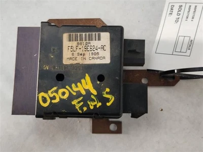 Chasis ECM temperatura detrás del tablero central compatible con 97-02 EXPEDITION 103660536 Foto 1 de 4