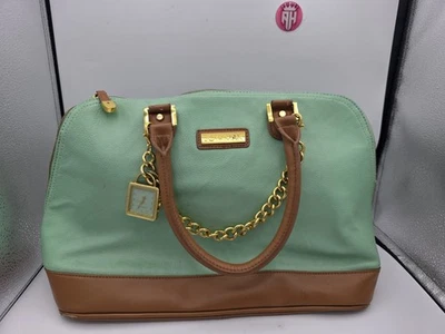 FASHIONABLE ! PRE-OWNED HSN JOY & IMAN PRETTY SEAFOAM COLOR PEBBLE LEATHER PURSE - Image 1 of 4
