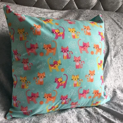 2 x Spring Bright Colourful Cute Cat Printed Cushion Covers - Image 1 of 4