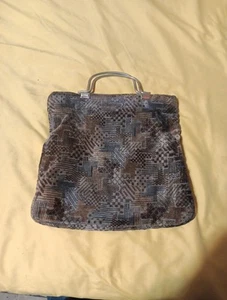 Vintage Tapestry Carpet Bag Purse Top Metal Handle Zip Up Women's  - Picture 1 of 6