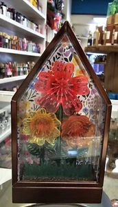 Bath & Body Works Wallflower Plug In Floral House Nightlight Light Up Flowers - Picture 1 of 3