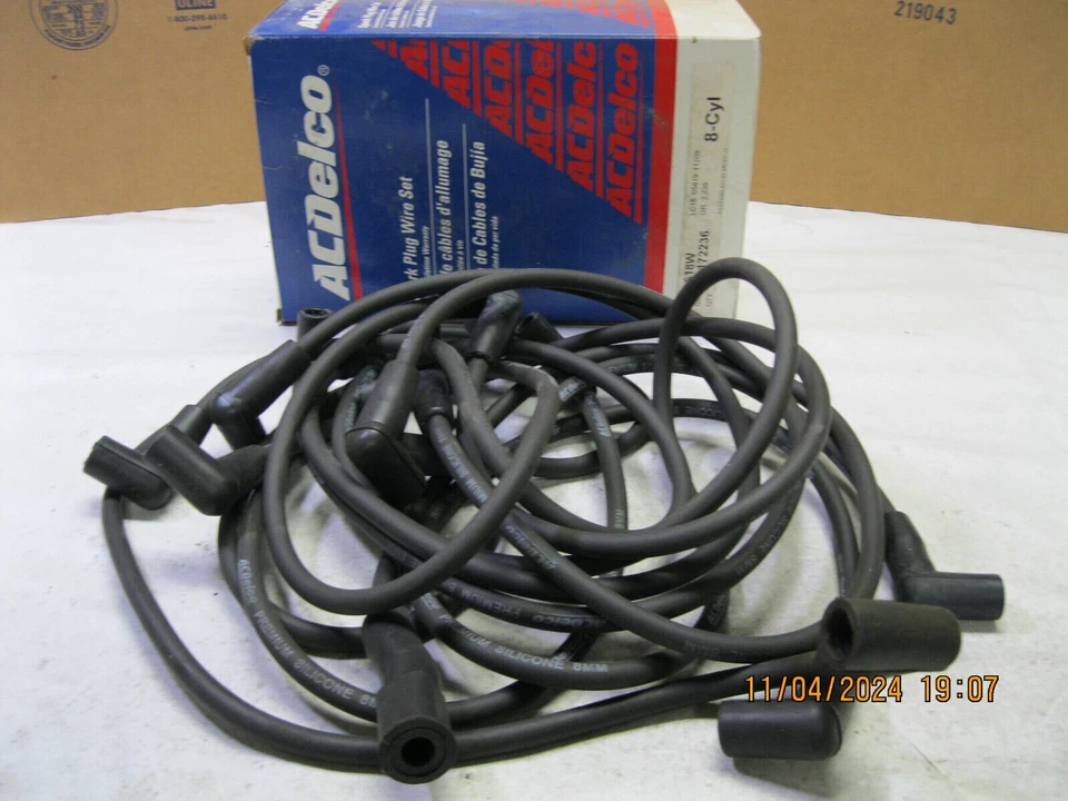 Spark Plug Wire Set ACDelco 618W 19172236 Foto 1 de 4
