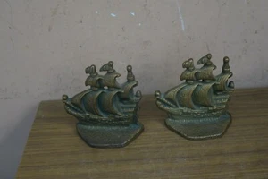 Pair of 2 Vintage Nautical Cast Iron Bookends Ships Spanish Galleons Bronzed 4" - Picture 1 of 6