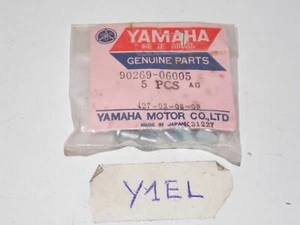 1 OEM 1974 YAMAHA GPX433F SNOWMOBILE TRACK CLIP SPECIAL RIVETS 90269-06005 - Picture 1 of 1
