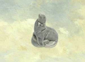 Estatuilla de sello gris Wade té rosa rojo - Imagen 1 de 2