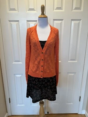 Cárdigan para mujer Mossimo Supply Co coral crochet mezcla de algodón botones pequeño Foto 1 de 4