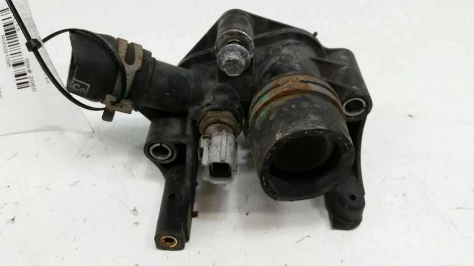 Soporte de montaje de carcasa termostato Ford Fiesta 2011 2012 2013 2014 2015 OEM Foto 1 de 4