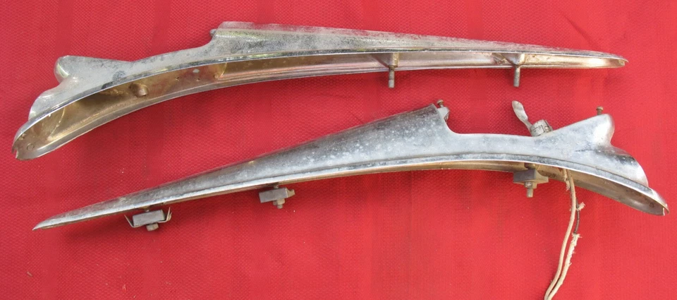 Chrysler Windsor 1949 luces traseras cromadas originales R & L Foto 1 de 4