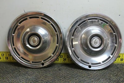 Juego de 2 tapacubos de 14" cubiertas de rueda OEM #389 1976-77 Dodge Aspen Charger (2391 Foto 1 de 4