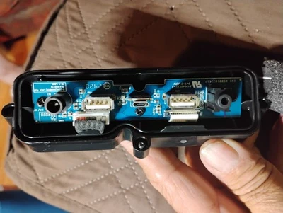 PUERTO DE CARGA JBL BOOMBOX I ORIGINAL  Foto 1 de 2