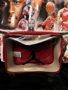 Jordan The Shoe Box Gym Red - Picture 1 of 5