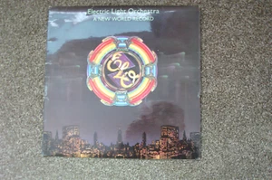 Y5-ELECTRIC LIGHT ORCHESTRA-NEW WORLD RECORD-UK LP-1976-NM-Livin' Thing-ELO - Picture 1 of 6