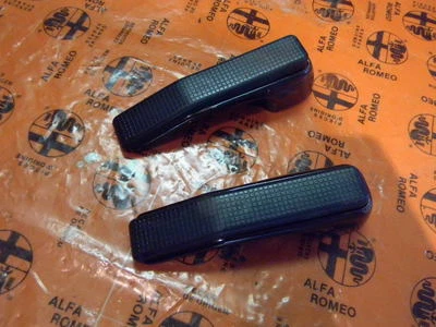 Conjunto de maçaneta interna preta Alfa Romeo Spider 91-94 - Imagem 1 de 4
