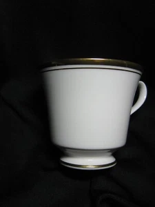 Taza (s) de café con patas Noritake Ivory Viceroy 7222 COMO NUEVA ¡Envío GRATIS!! - Imagen 1 de 3