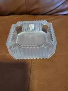 Emanuel Ungaro Saki Crystal Frosted Ashtray - Picture 1 of 5