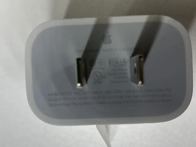 Apple Travel Adapter White - Image 1 of 3