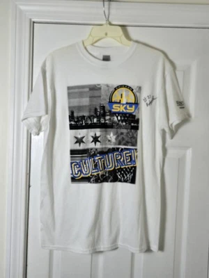 Chicago Sky White T-shirt Adult Size Medium Robyn Parks Signed Auto WNBA - Image 1 of 4