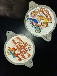 KELLOGGS Vintage STICK UP FOR BREAKFAST Reflectors Two REFLECTORS 1979 - Picture 1 of 6