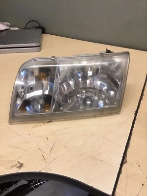 Ford Crown Victoria 2001 faro delantero izquierdo lado del conductor lámpara iluminación OEM+ Foto 1 de 3