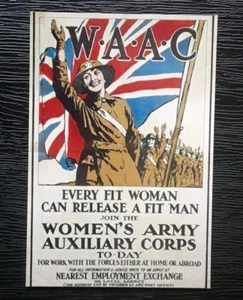 GWEN CLYMER NIEMI ONE OF THE 1ST FEMALE ARMY CAPTAINS AUTOGRAPHED SIGNED 4x6 - Picture 1 of 2