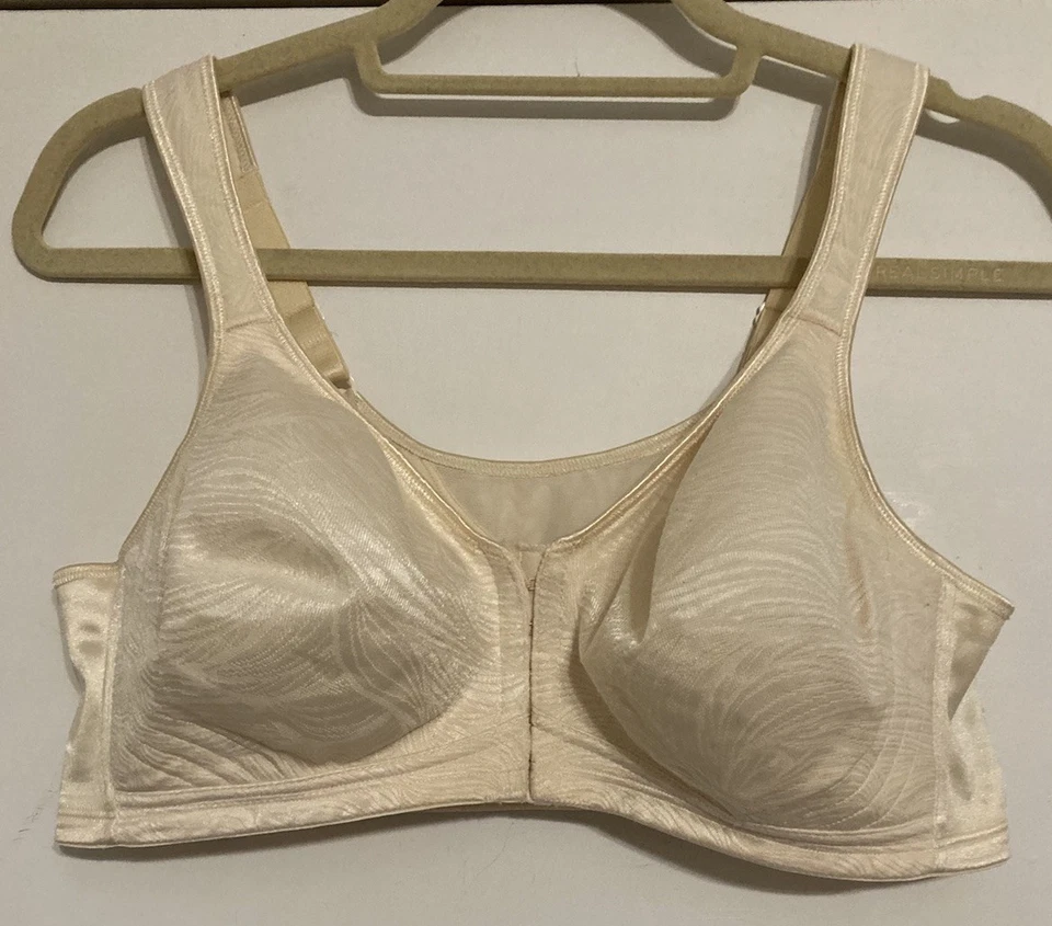 Platex 40C Front Close Cream Wirefree Bra Style E525 - Image 1 of 4