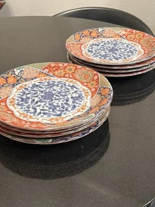 GUMPS Imari Dinner Plates Karakusa Set of 6 Scalloped Blue Red. - Picture 1 of 11