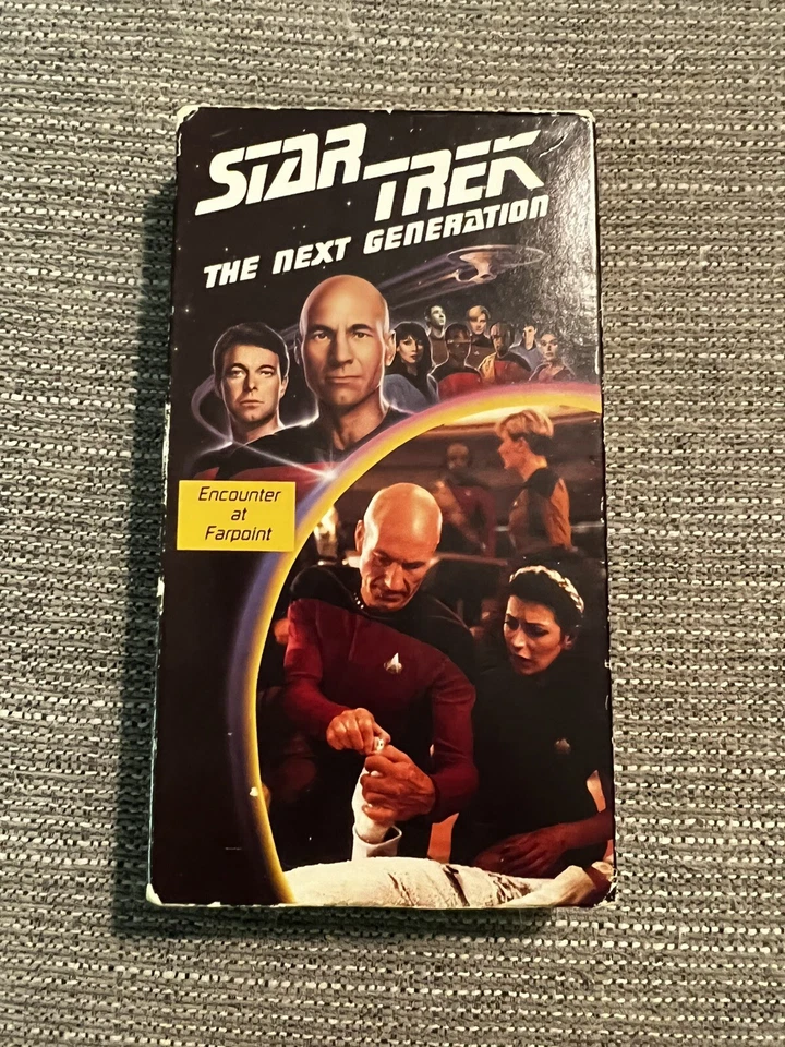 Star Trek: The Next Generation-Pilot Episode 1-2 Encounter at Farpoint (VHS,1991 - Imagem 1 de 3