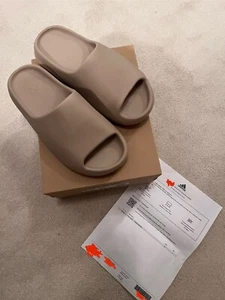 Yeezy Slides - Pure - UK Size 10 (US 10) - Brand New - Picture 1 of 6
