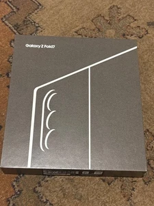 New Samsung black galaxy z fold 7 (256 gb sealed) - Photo 1 sur 3