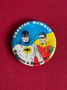 1966, Batman & Robin (3.5") Society Button (Scarce / Vintage) - Picture 1 of 2