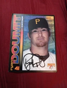 Ryan Doumit Auto Photo - Picture 1 of 1
